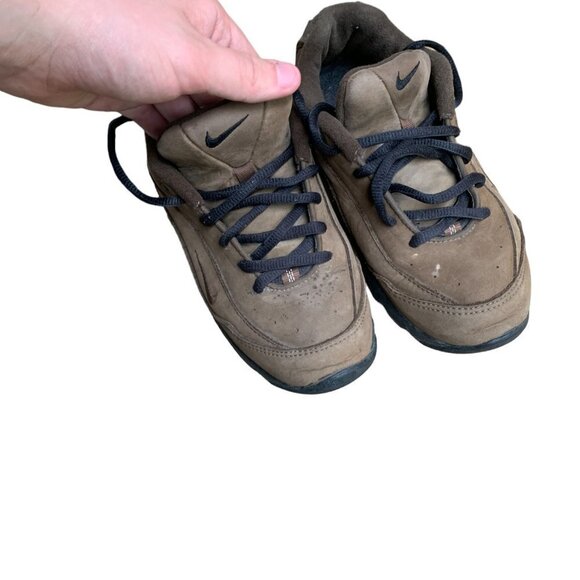 VINTAGE 1996 Nike Trainers Brown Size 6 - Picture 7 of 11